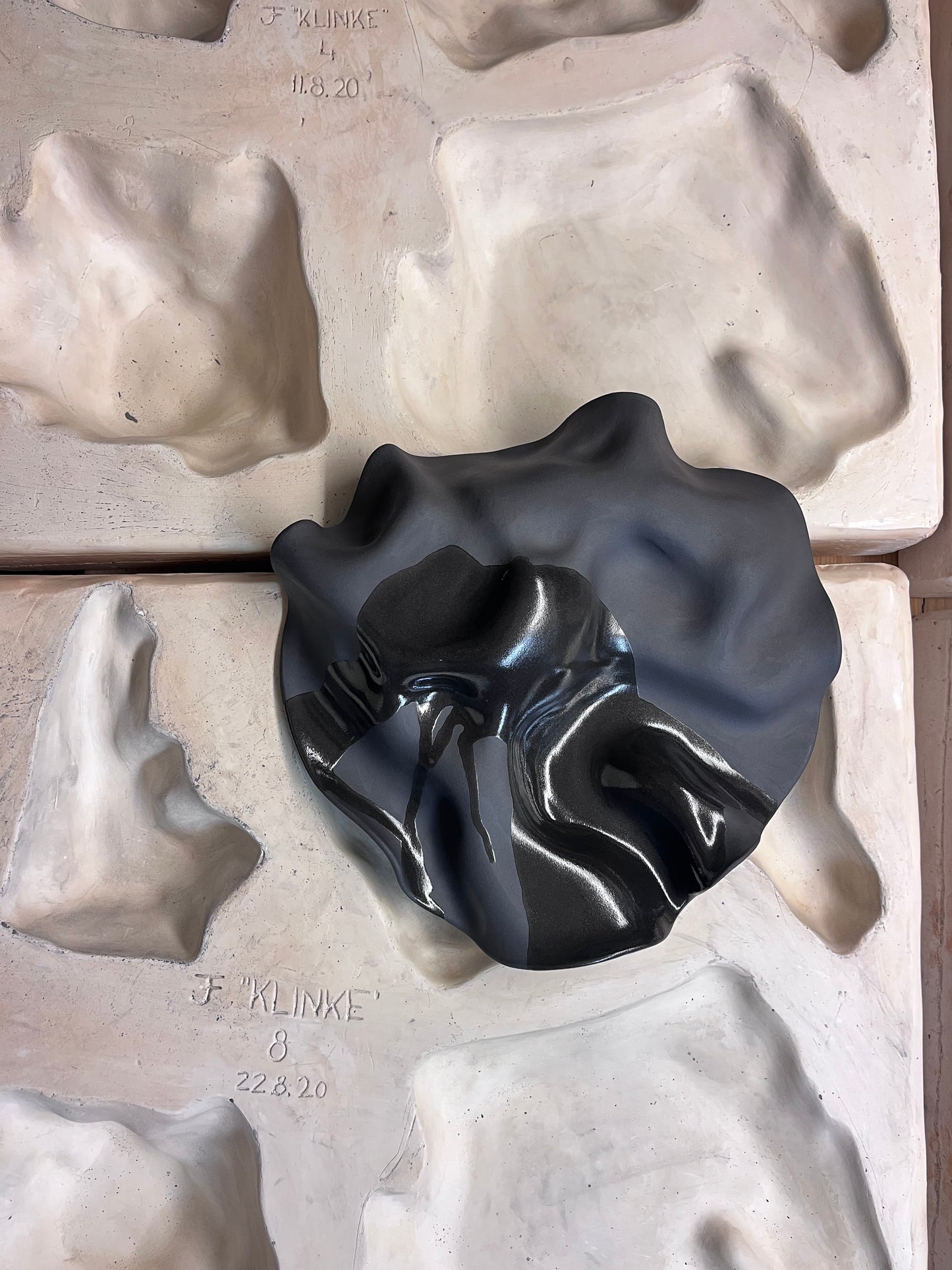 BOW BLK 2